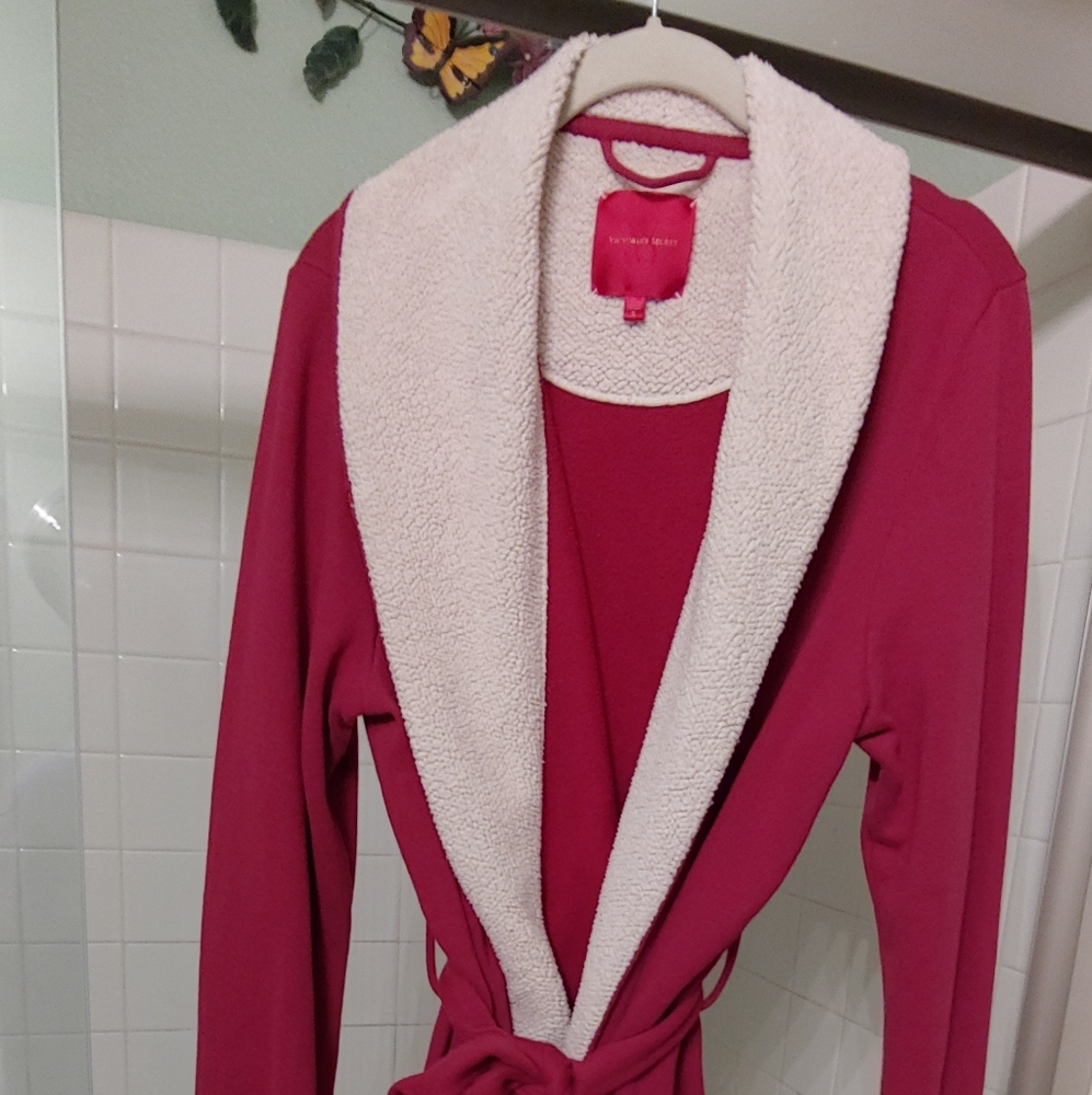Vintage Victoria's Secret Cozy Robe